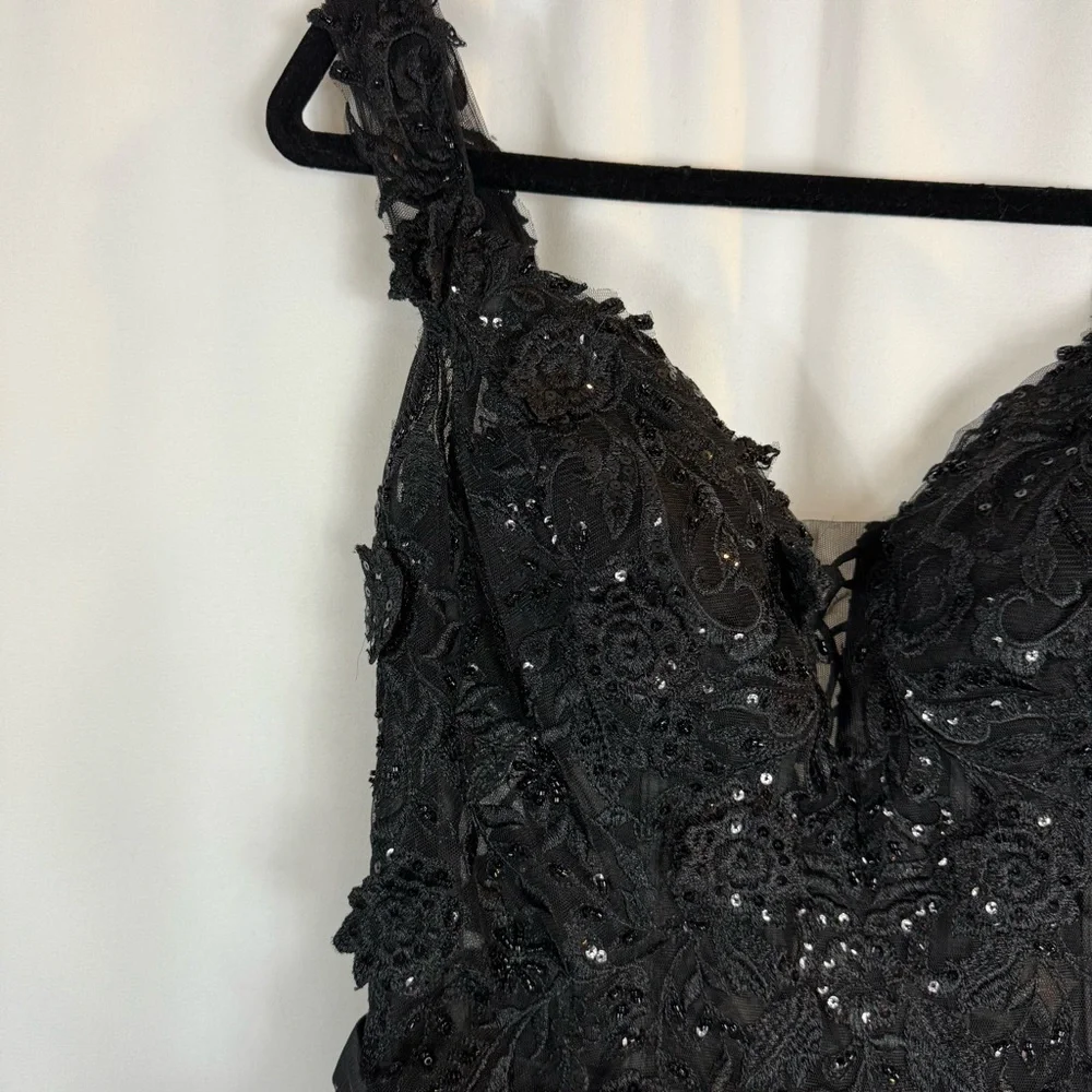 Elegant Black Evening Gown Off-Shoulder Dress Size:M wedding, prom dress